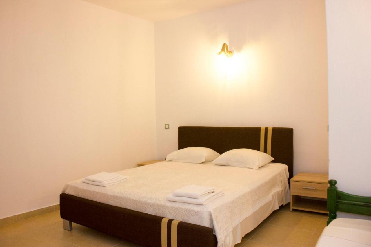 Sahas Apartments Mykonos Town ภายนอก รูปภาพ